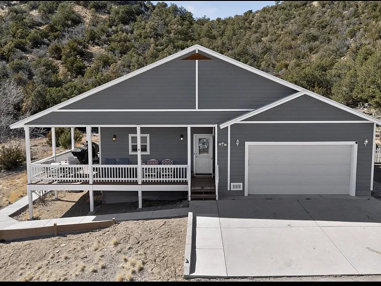 88 Rincon Loop Rd — Photo 2