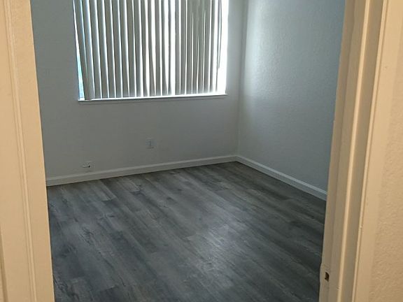 4th image of 5306 El Camino Ave #Downstairs