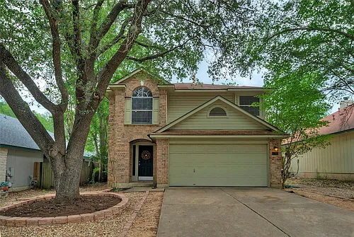 1319 Strickland Dr Photo 1