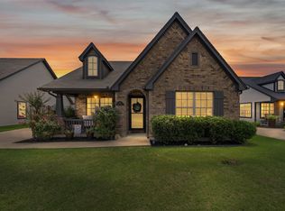 241 Tinker Trl, Burleson, TX 76028