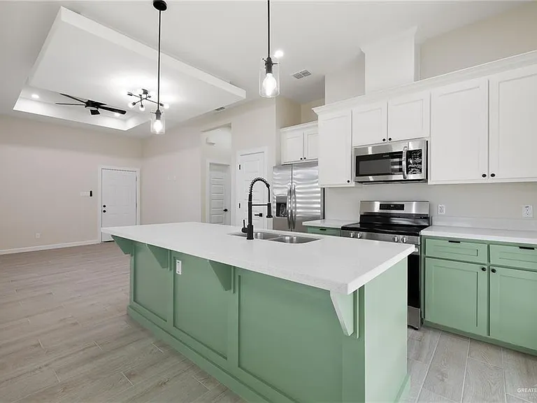 5705 Notre Dame Ave #3 — Photo 8