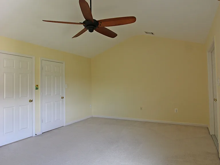 11799 Valley Ridge Cir — Photo 30