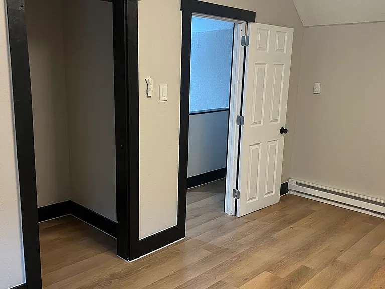 7709 Elton Ave — Photo 23