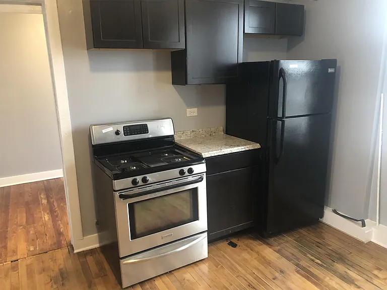 1714 W 46th St #3W — Photo 1