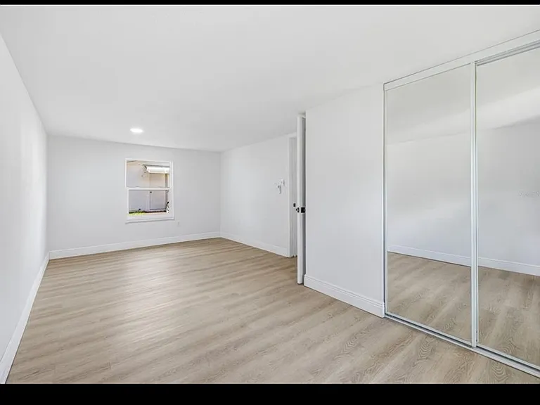 39252 Heights Ave — Photo 7