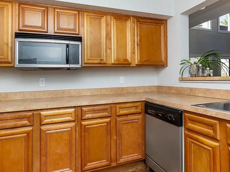 Waverly Park Apartments — Photo 14