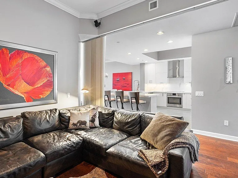 2640 Lake Shore Dr #2609 — Photo 8