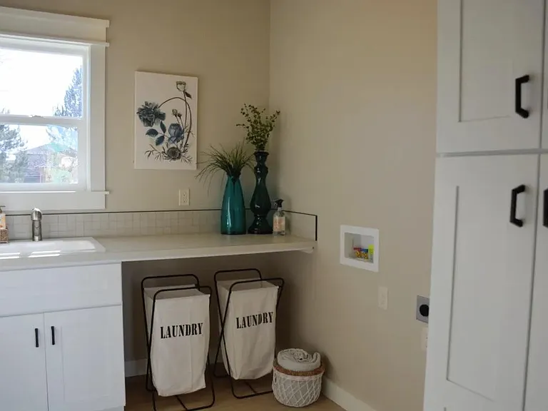2965 E Ragusa St — Photo 25