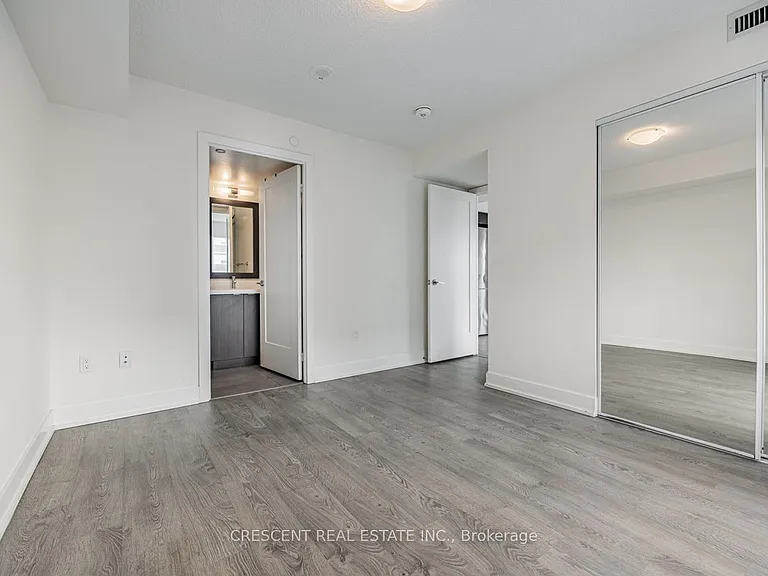 9 Mabelle Ave #2423 — Photo 16