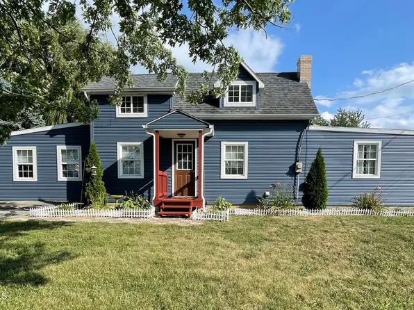 1108 Cross Cove Rd, Roaring Spring, PA 16673