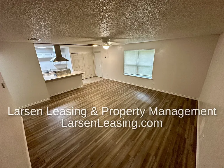 5845 Denise Dr — Photo 3