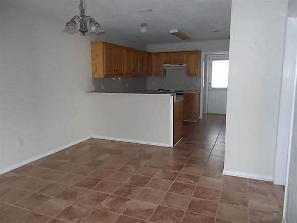 Dining area- ceramic tile