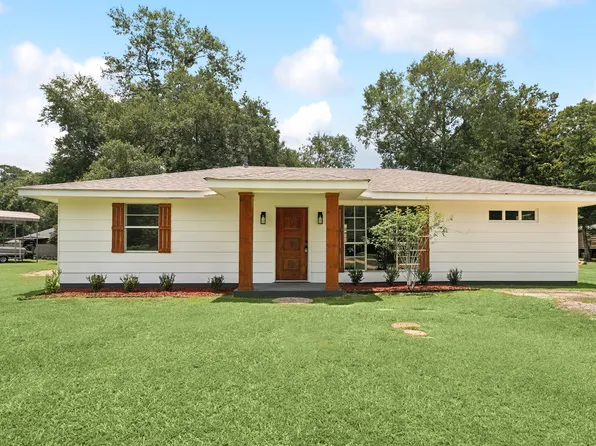 29284 Berry Todd Rd, Lacombe, LA 70445