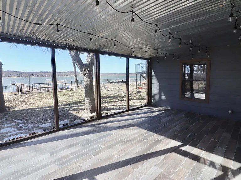 1937 E Lake Dr — Photo 7
