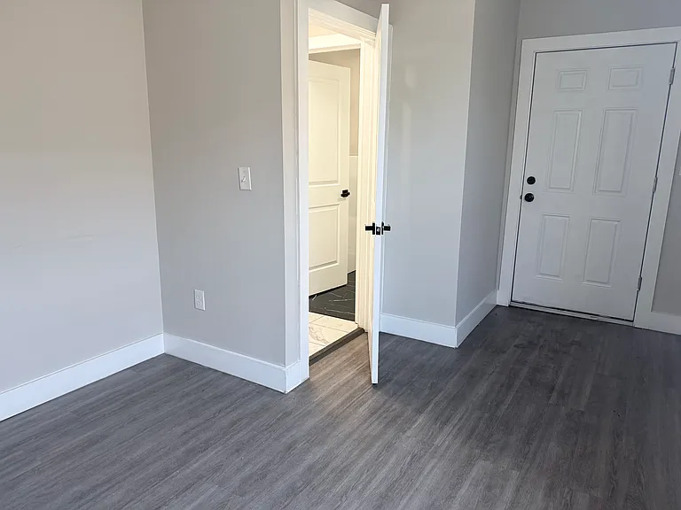 494 S 18th St #3 — Photo 19