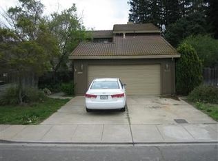 822 N Ham Ln, Lodi, CA 95242