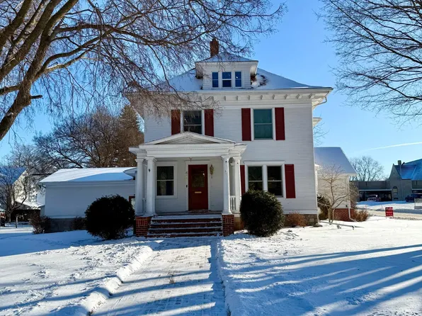 411 Albion Ave, Fairmont, MN 56031