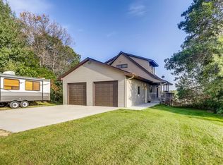 864 169th Ave, New Richmond, WI 54017