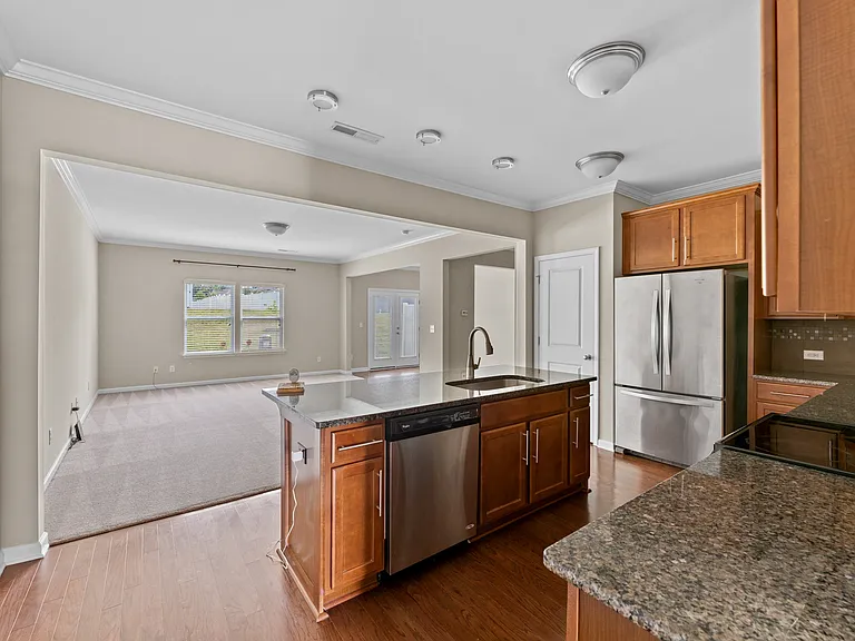 3006 Stargazer Ln — Photo 3