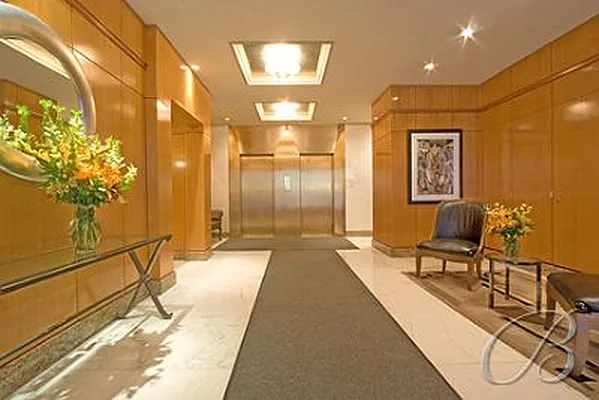 Sold by Bellmarc Realty | media 2