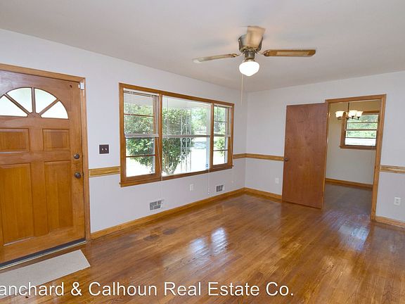 2nd image of 1539 Aiken Ave