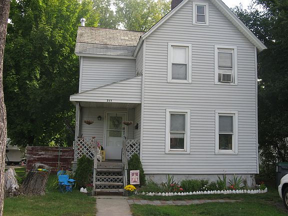2nd image of 213 Main St