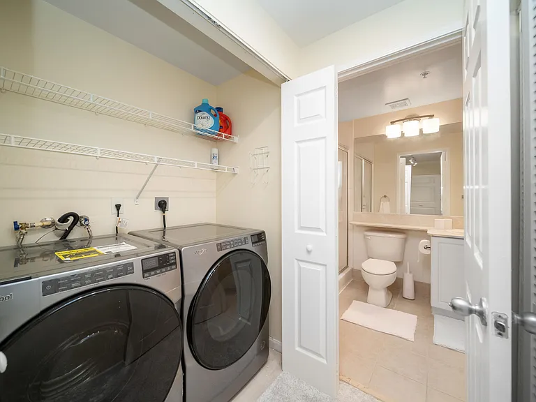 720 S Sapodilla Ave #301 — Photo 15