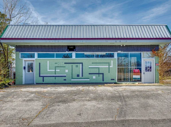102 Bank Ave, Centerville, TN 37033