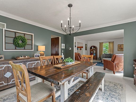 5th image of 1743 Crabtree Ln