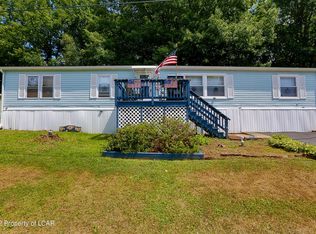369 West Dr, Jenkins Township, PA 18640