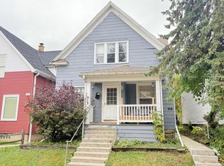 912 S 74th St, Milwaukee, WI 53214
