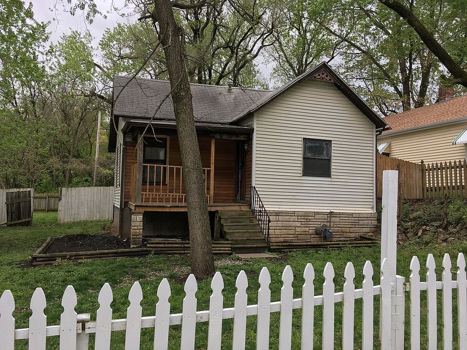 1st image of 1121 Ironmoulders St
