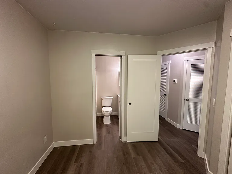 1223 Miller Ave NE — Photo 34