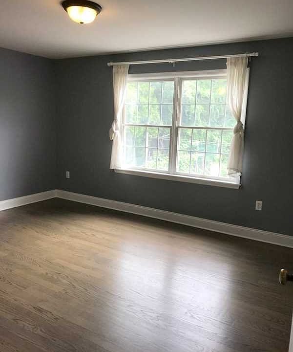 270 Grand Ave Palisades Park NJ Zillow