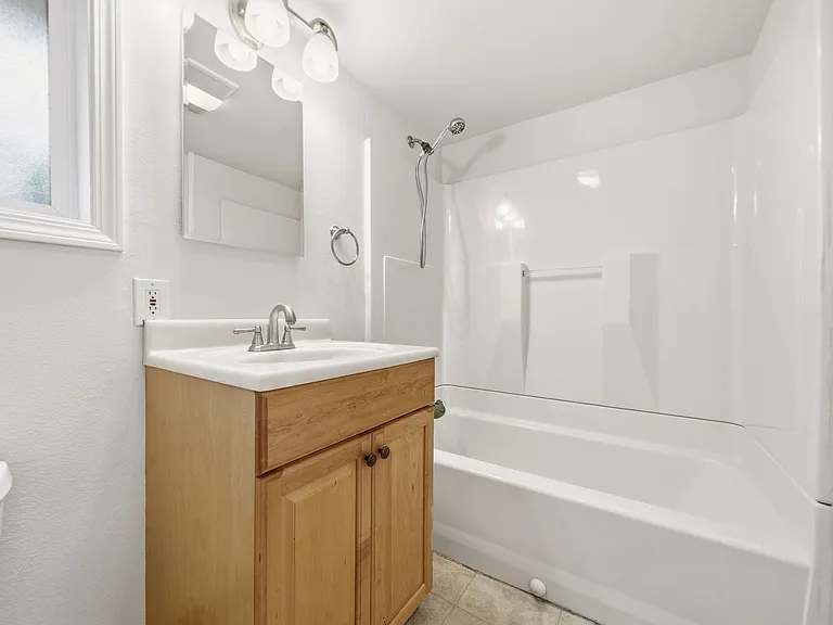 6830 SE 50th Ave — Photo 23