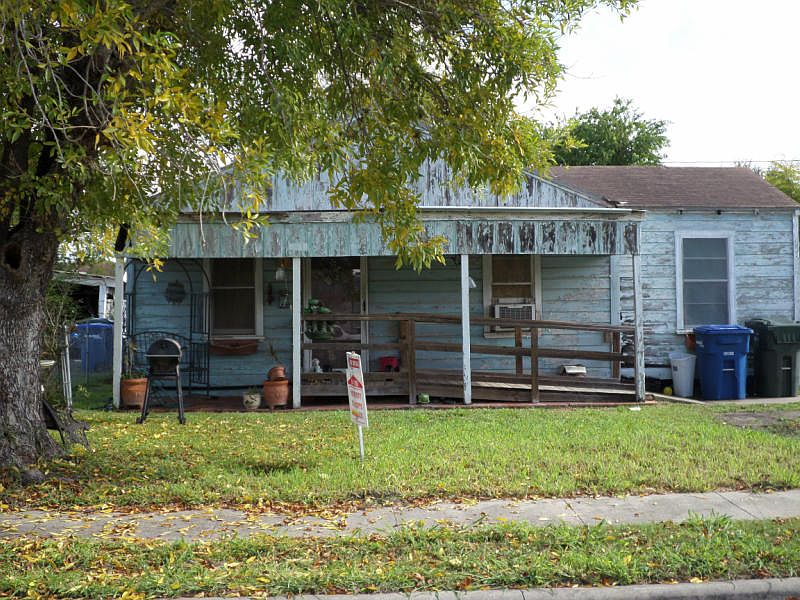 1st image of 4338 Elvira Dr