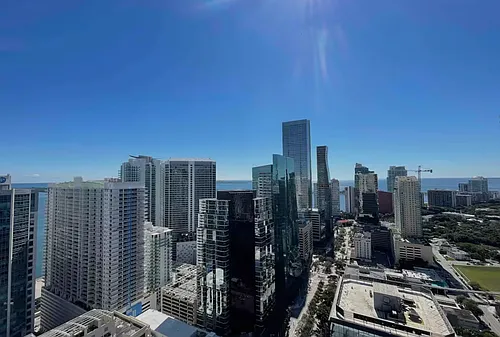 1060 Brickell Ave Photo 1