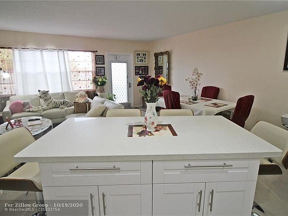 3rd image of 4086 Harwood Dr #F-4086