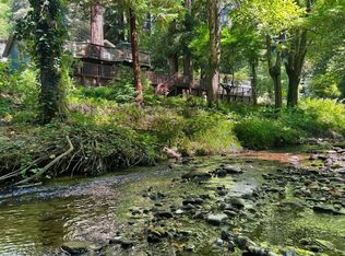 10550 E Zayante Rd, Felton, CA 95018