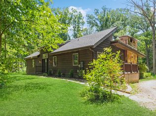 3079 Deerfield Rd, Riverwoods, IL 60015