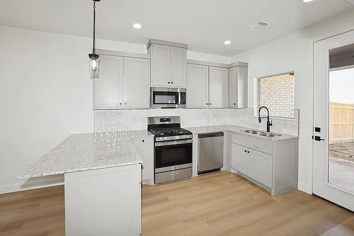 19151 Sierra Madre Dr #C — Photo 7