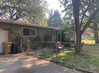 720 SE M St, Grants Pass, OR 97526