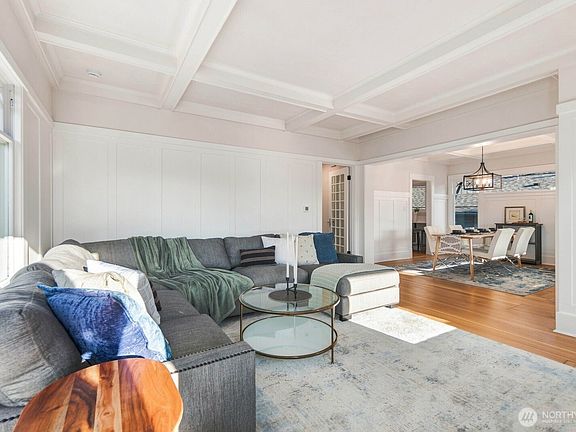 5th image of 7706 32nd Avenue NW
