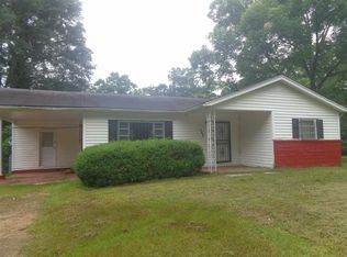 312 Liberty St, Crystal Springs, MS 39059