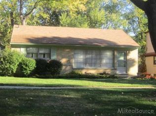 2185 Derby Rd, Troy, MI 48084