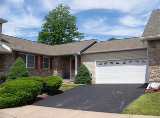 6 Monmouth Ct, Easton, PA 18040