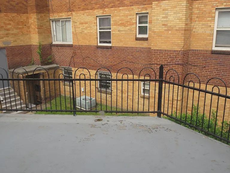 5712 Phillips Ave #B8 — Photo 100
