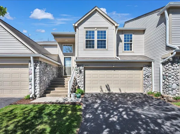 26782 Kirkway Cir #48, Woodhaven, MI 48183