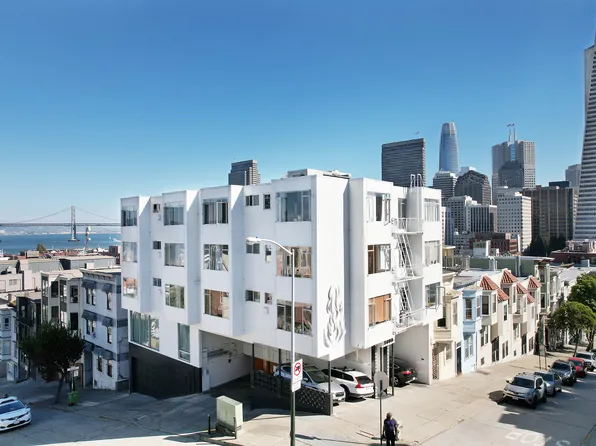 1090 Montgomery St #103, San Francisco, CA 94133