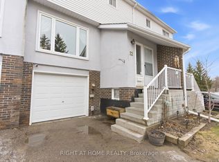303 Garden St #12, Whitby, ON L1N 3W3